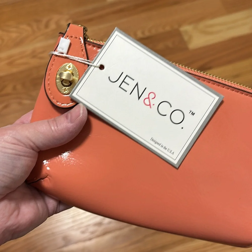 NWT Jen & Co. coral color clutch